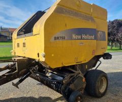 NEW HOLLAND - br 750A